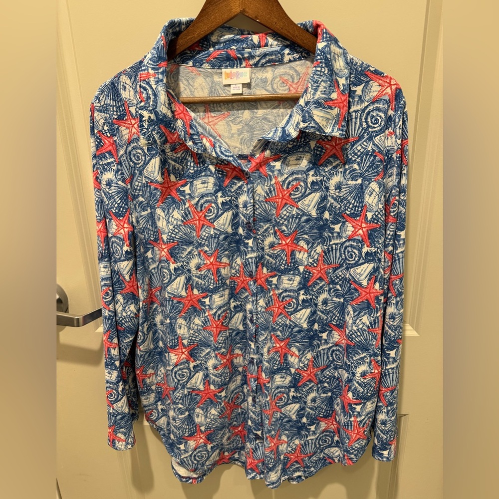 LuLaRoe Valentina button down shirt Blue Red starfish pattern blouse top large - Picture 2 of 5